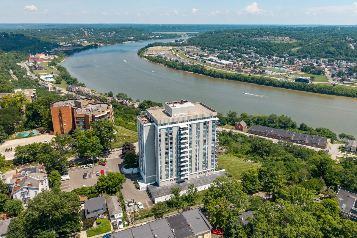 2401 Ingleside Avenue Unit 11C
