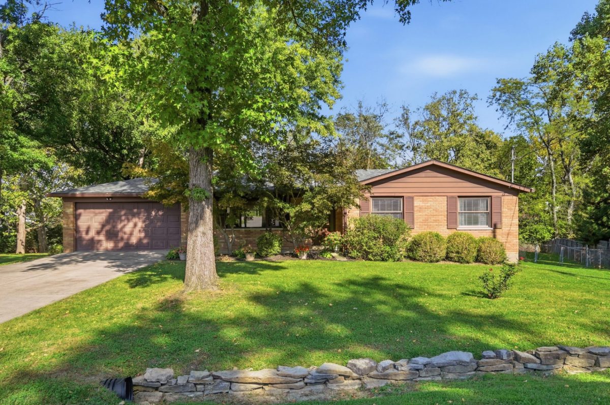6996 Gary Lee Drive